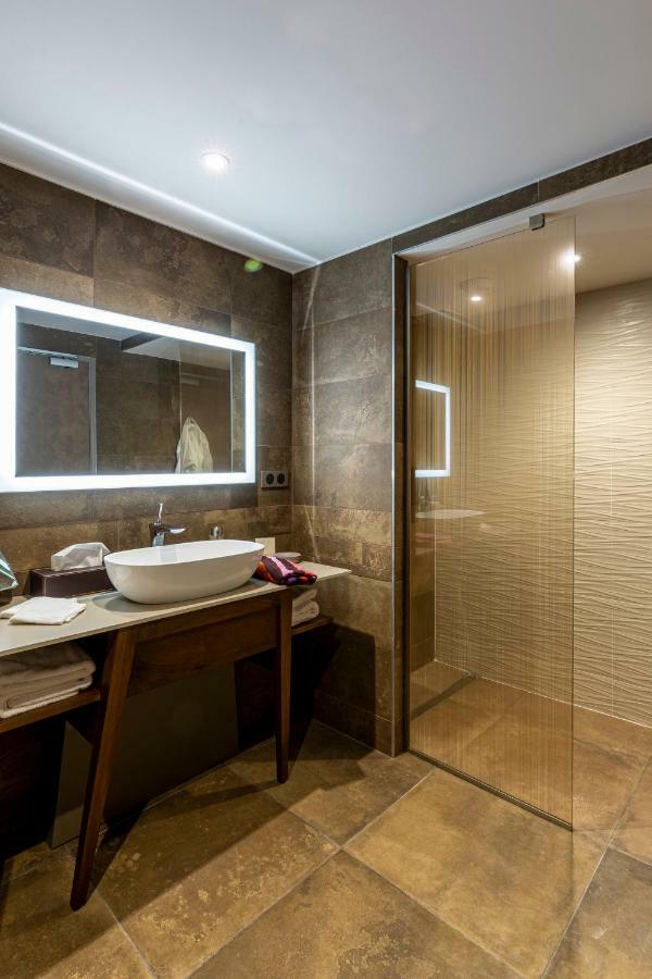 Hotel & Restaurant Sodade Шодз-Эг Экстерьер фото